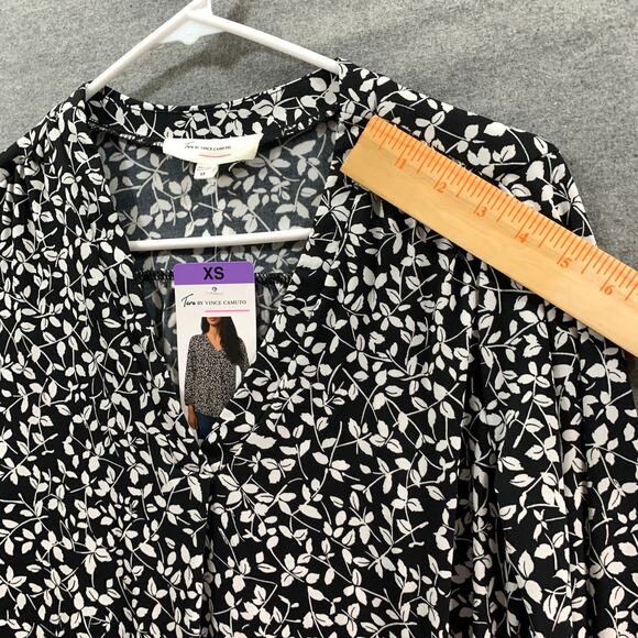 Vince Camuto V neck Top Women Extra Small Floral Shirt Ladies - Picture 5 of 6